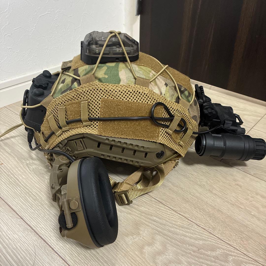 サバゲーヘルメットセット(タンカラー迷彩)値下げ⭕️