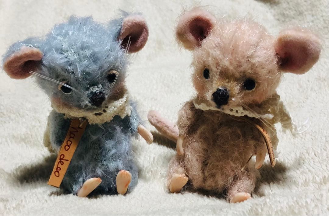 hacodeco様 ねずみ　ピンクねずみ　作家　※ 指１本破損あり
