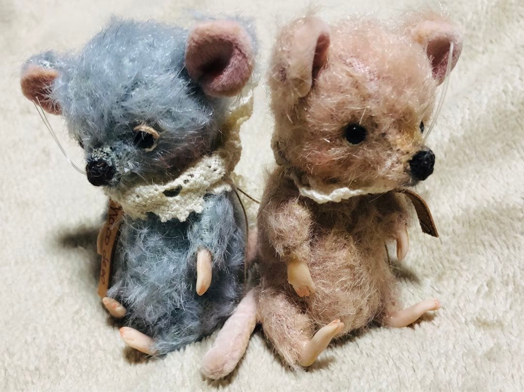 hacodeco様 ねずみ　ピンクねずみ　作家　※ 指１本破損あり