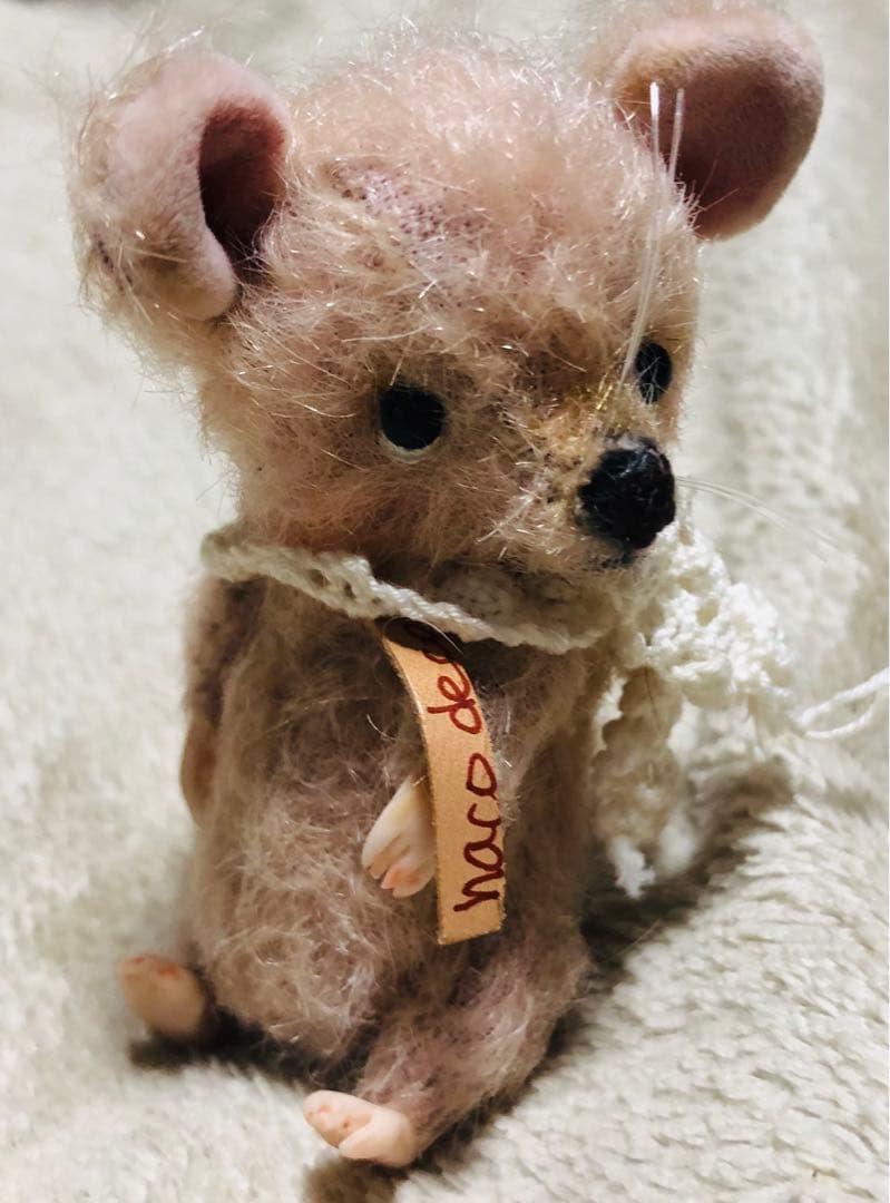 hacodeco様 ねずみ　ピンクねずみ　作家　※ 指１本破損あり