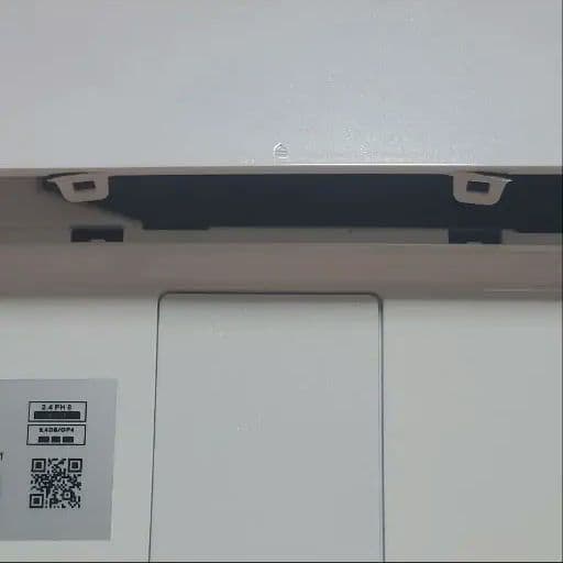 富士通 LIFEBOOK SH75/B1 Core i5 7th Gen