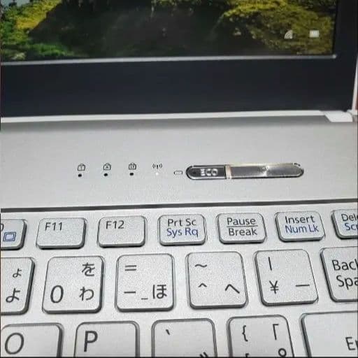 富士通 LIFEBOOK SH75/B1 Core i5 7th Gen