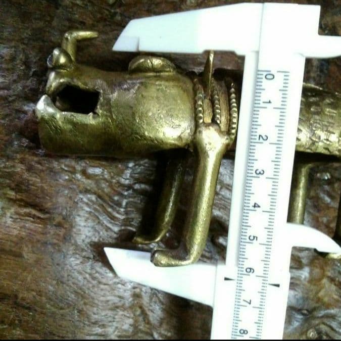 アフリカ　トーゴ共和国　新品　ハンドメイド真鍮　アニマル　サイ