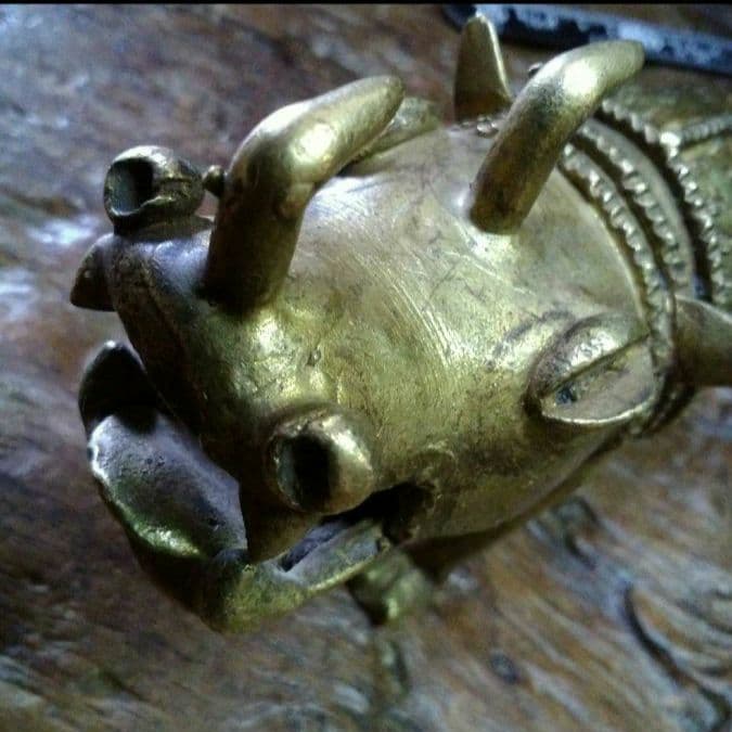 アフリカ　トーゴ共和国　新品　ハンドメイド真鍮　アニマル　サイ