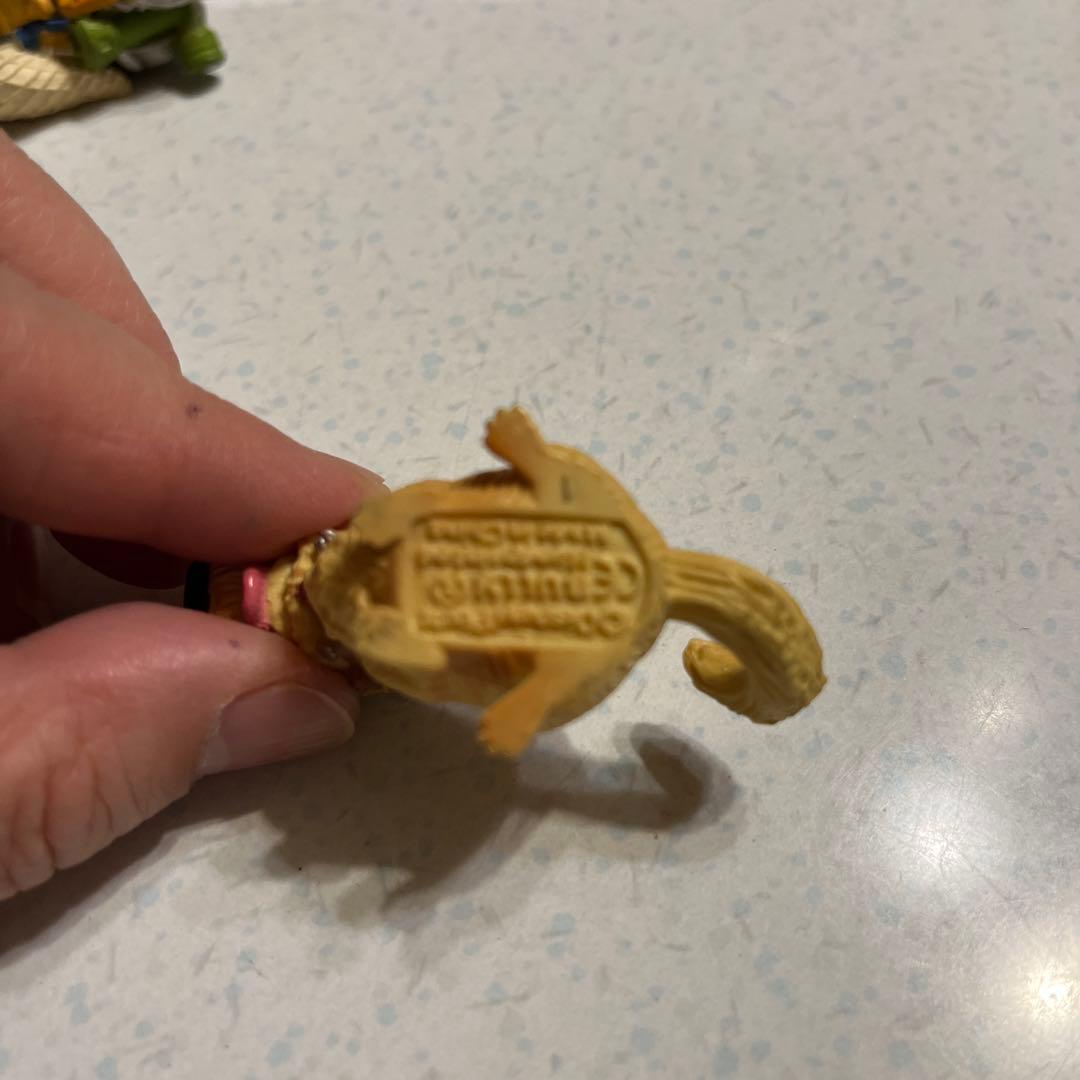 カールじいさんの空とぶ家カール・フレドリクセン・ラッセル・ダグ フィギュアセット