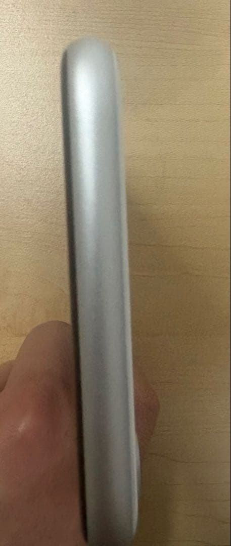iPhone SE2第2世代 ホワイト 64GB SIMフリー +保護フィルム