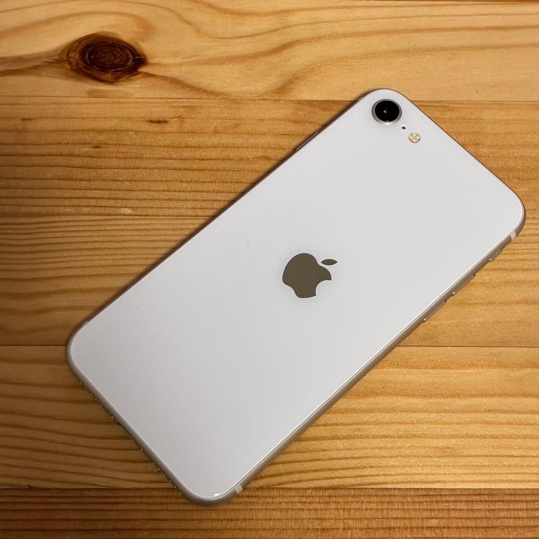 yy17280D バッテリー新品　iPhoneSE第3世代64GB S