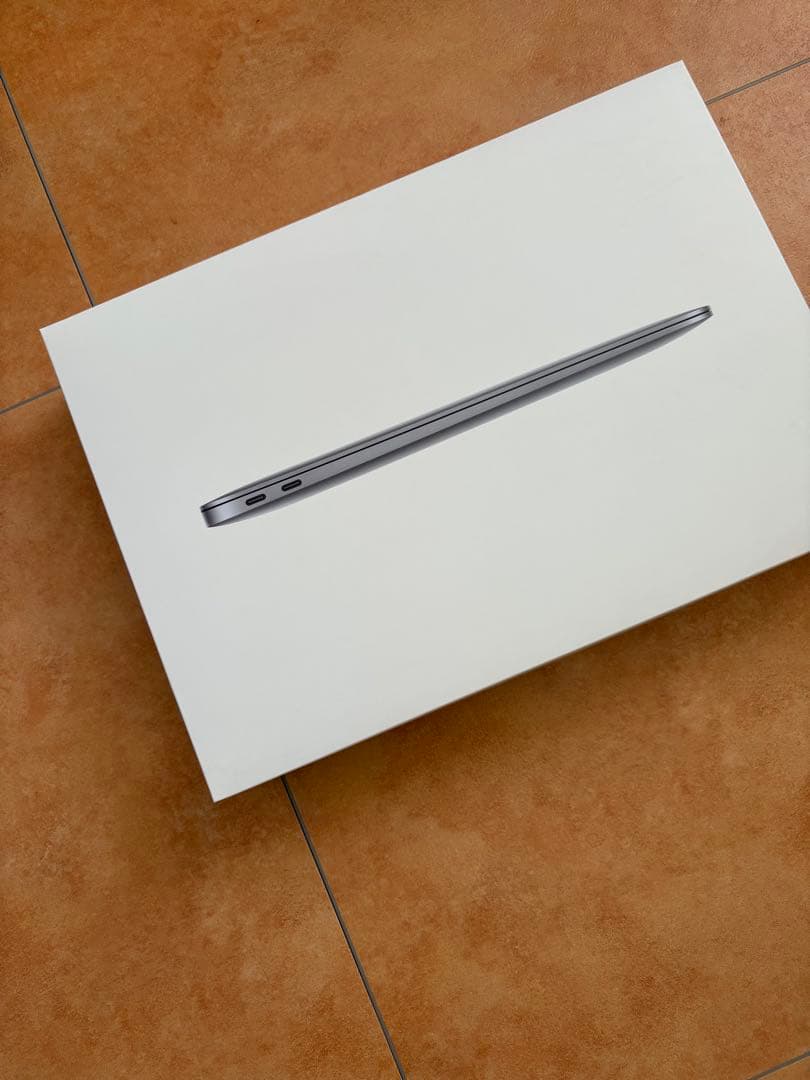 【ジャンク】M1 Air 8GB/512GB 画面割れ 外部OK A2337