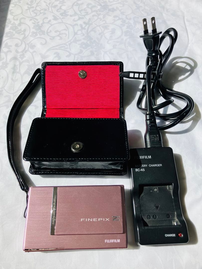 【希少カラー】FUJIFILM FinePix Z ピンク 平成レトロデジカメ