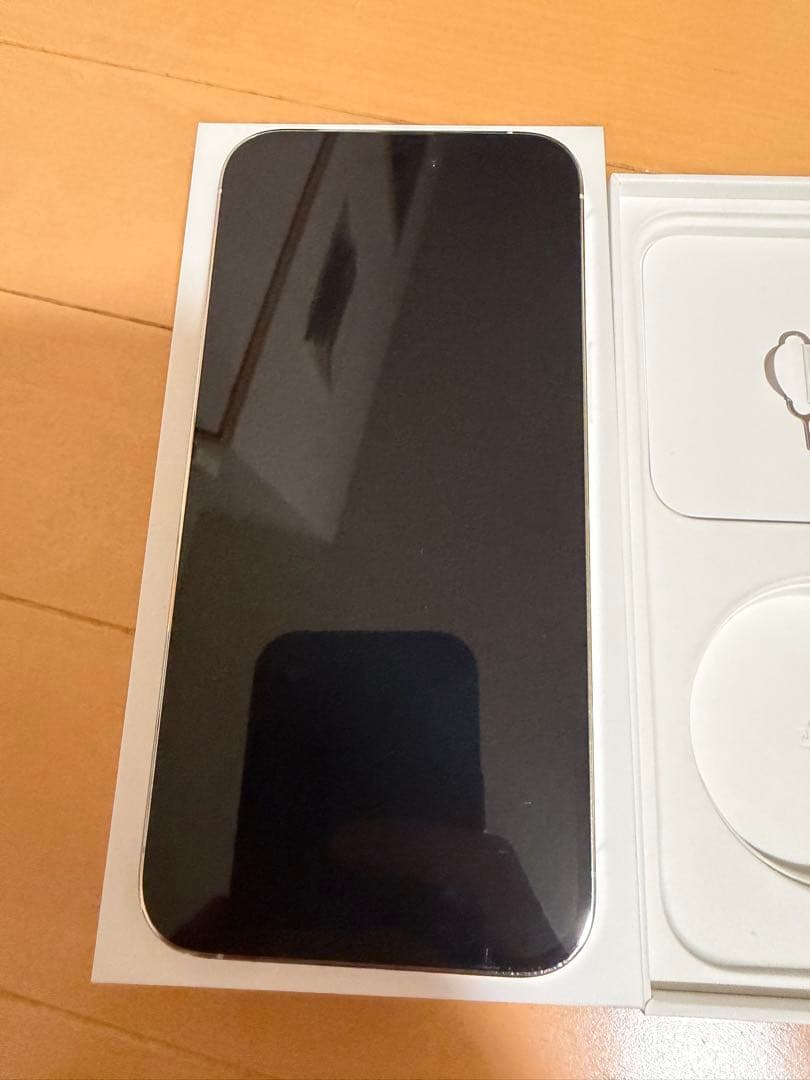 iPhone14promax シルバー　256gb SIMフリー