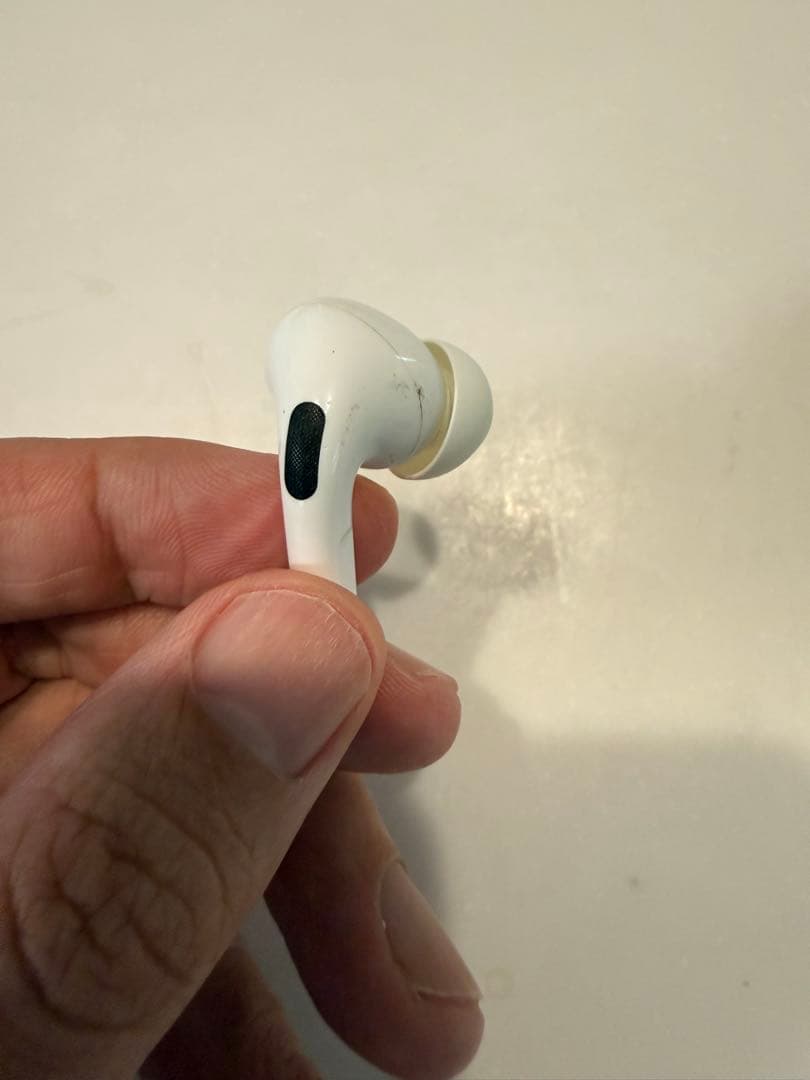 AirPods Pro 充電ケース2つ付き