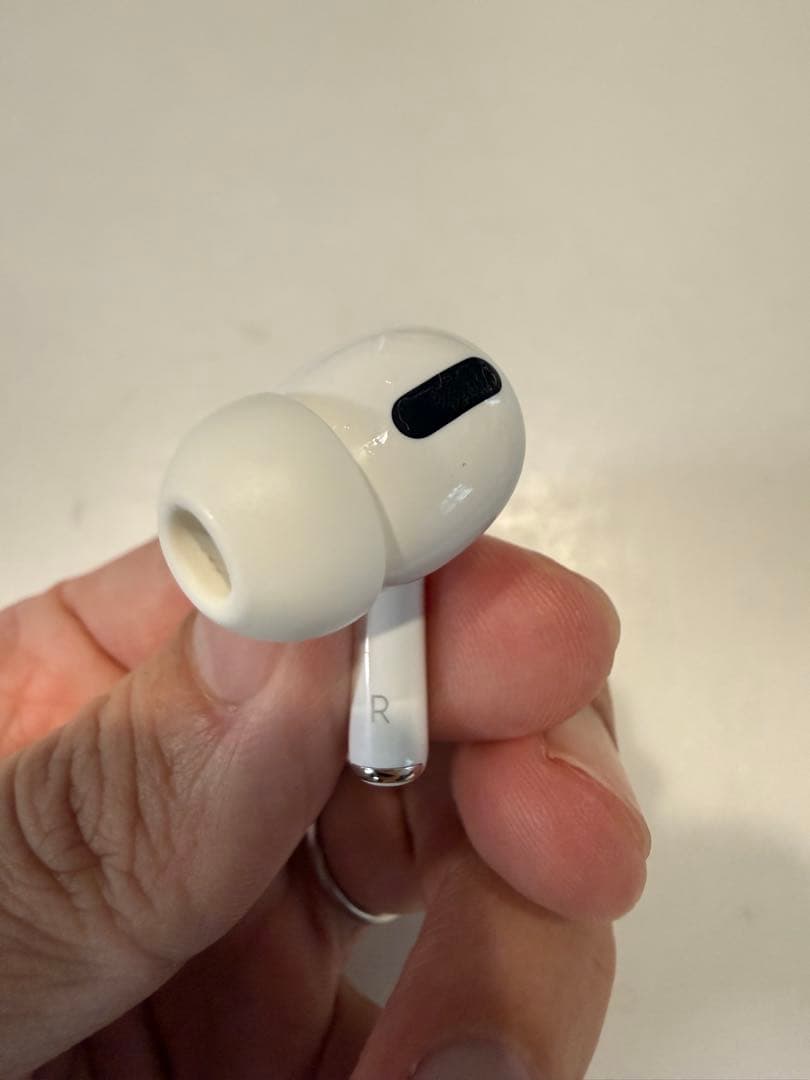 AirPods Pro 充電ケース2つ付き