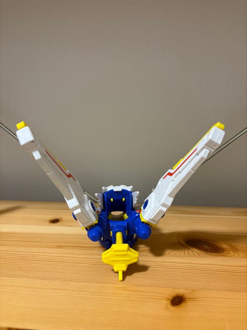 ビーダマン2体＋胴体パーツ1点