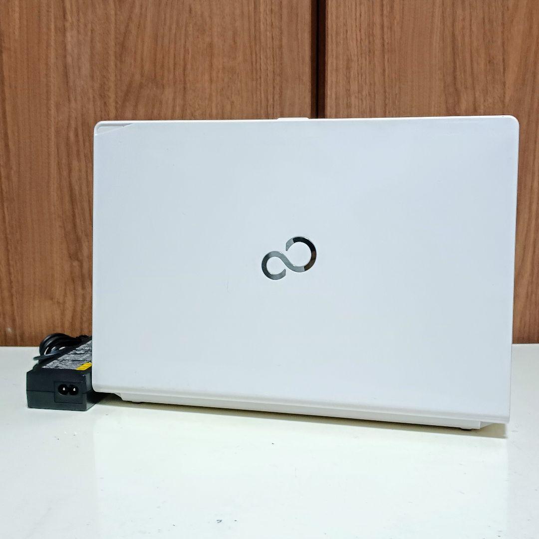 FUJITSU LIFEBOOK Corei5 メモリ12GB SSD512GB