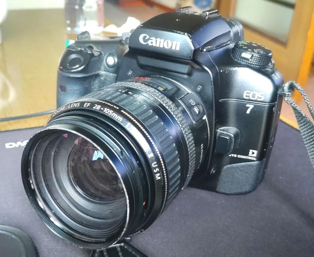 Canon EOS 7 一眼レフフィルムカメラ EF 28-105mmレンズ付き
