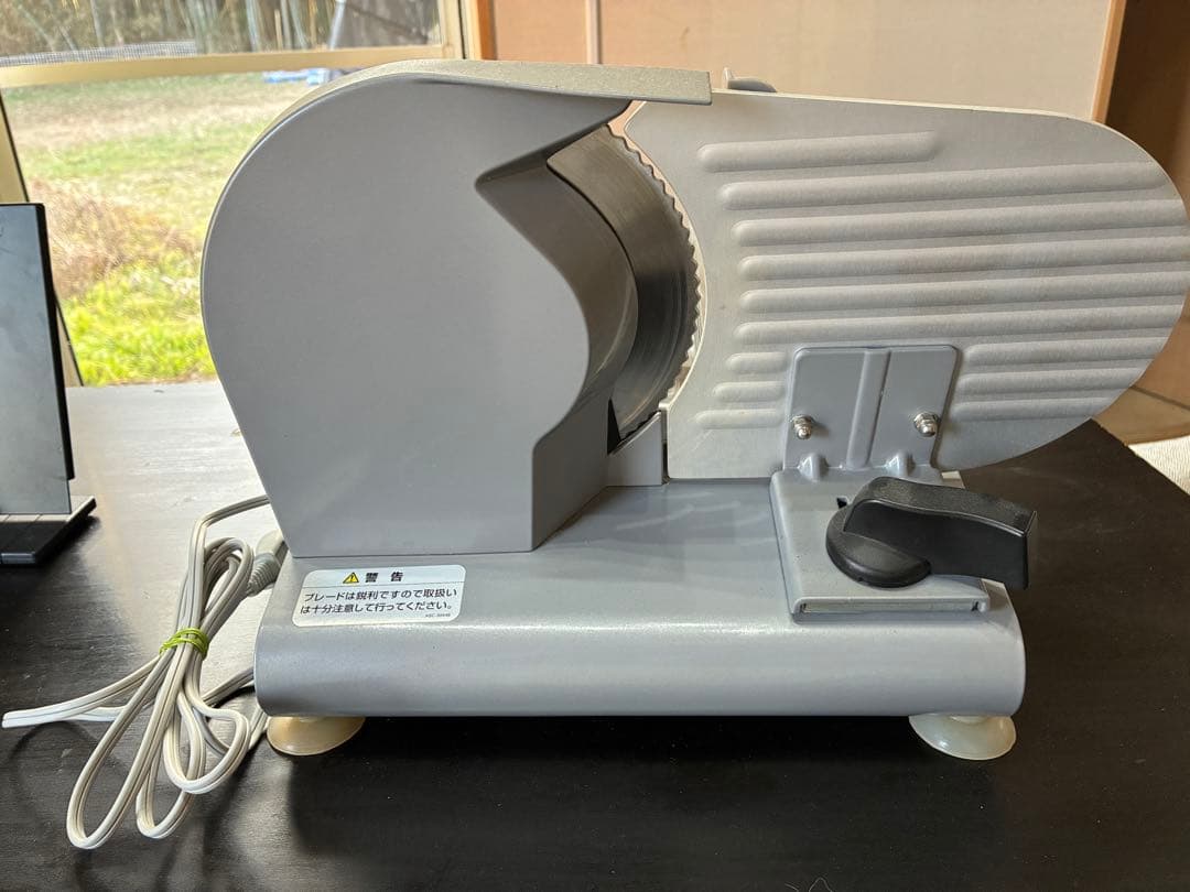 DeLonghi スライサー シルバー