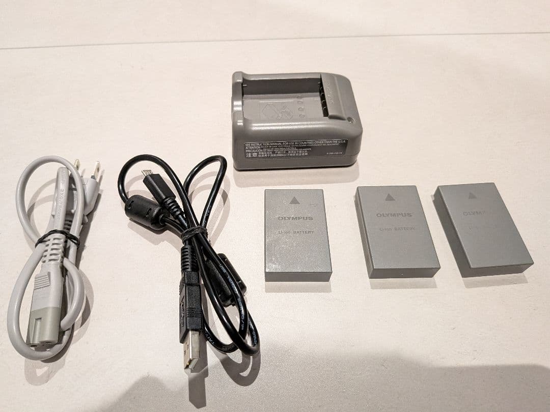 オリンパス OLYMPUS OM-D EM-10 Mark Ⅲ　 ミラーレス一眼