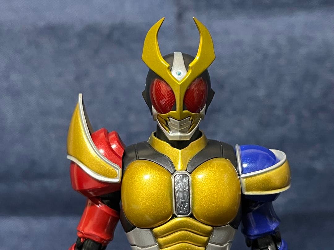 S.H.Figuarts（真骨彫製法） 仮面ライダーアギト トリニティフォーム