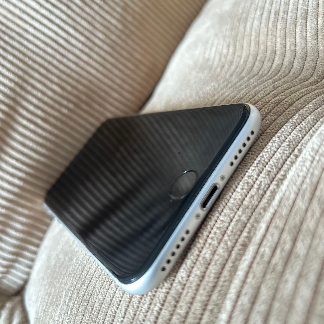 iPhoneSE2 ホワイト　64GB