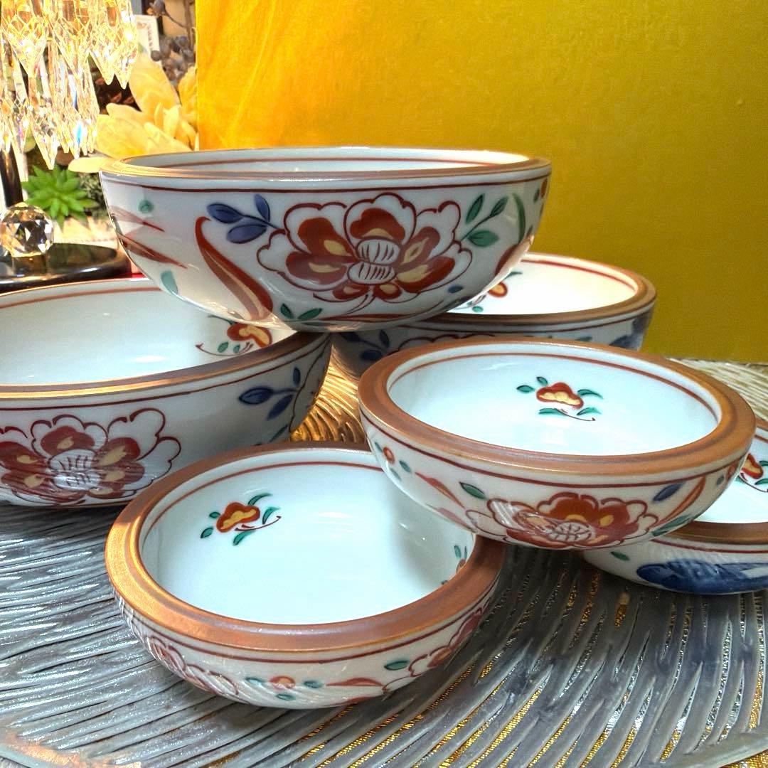 美品たち吉親子鉢　其泉窯(有田焼)賞美堂 蓋付き小丼　お椀 No.5-17