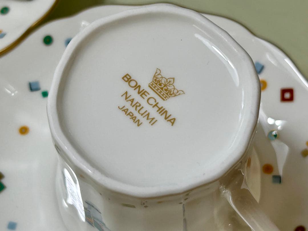 ナルミ　幸せを呼ぶ象　ボウル　大皿　ペア　カップ&ソーサー　ソルト&ペッパー