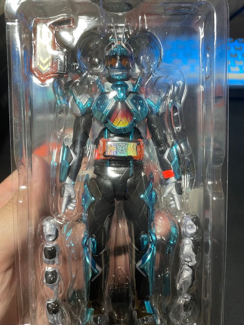 S.H.Figuarts 仮面ライダーギーツ 仮面ライダーガッチャード