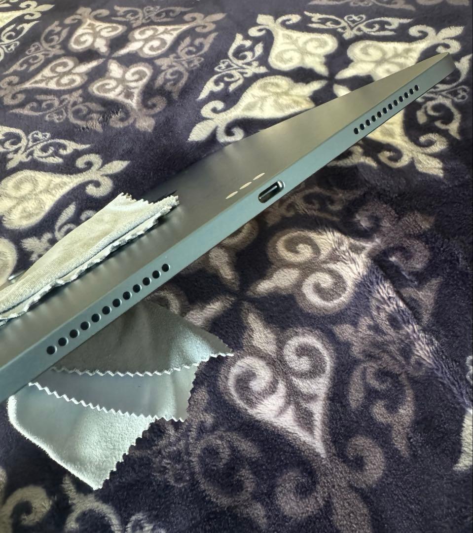 新*線様 ipad Air 第5世代 wifiモデル