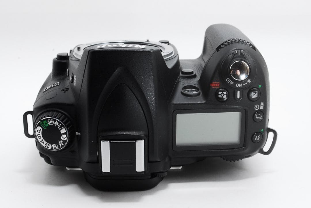 初心者OK✨Nikon D90 高倍率18-200mm 一眼レフ 美品