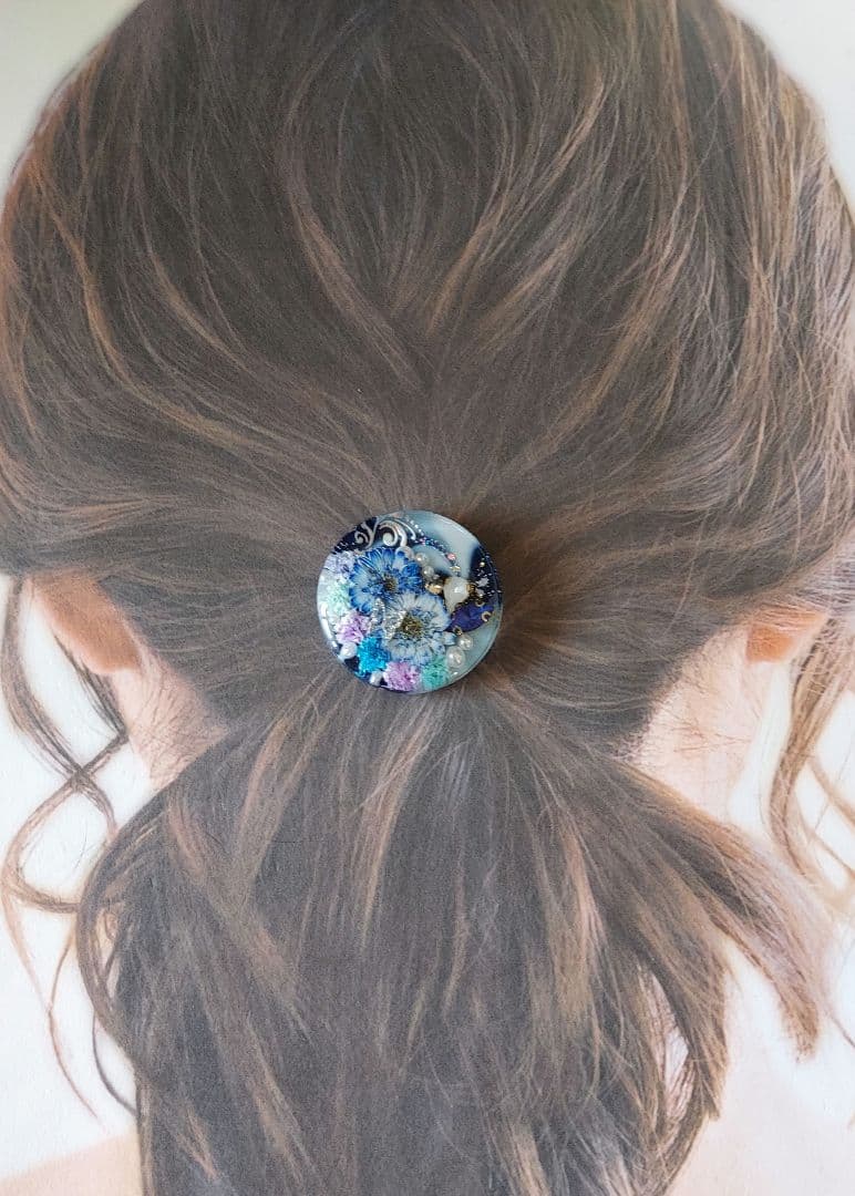 【1351】レジン　マトリカリア　ヘアゴム　ポニーフック　ブロ―チ　ハンドメイド