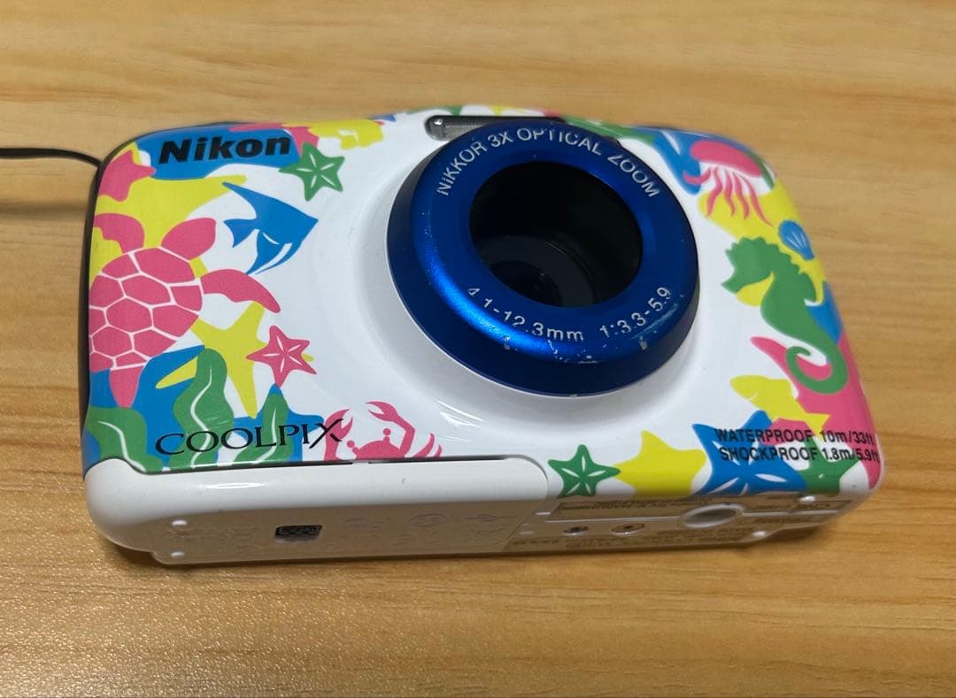 Nikon COOLPIX 水中対応デジタルカメラ