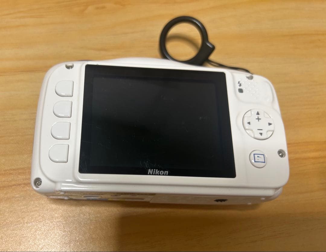 Nikon COOLPIX 水中対応デジタルカメラ