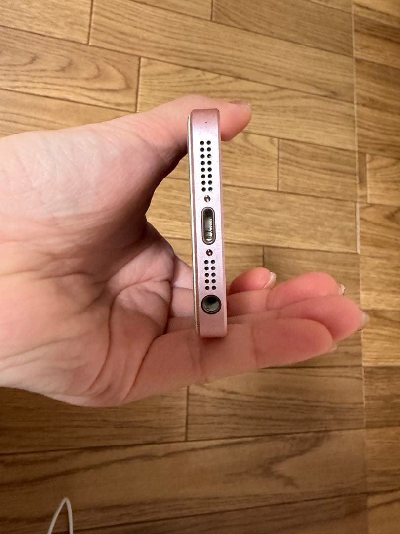 iPhone SE (第1世代) ローズゴールド