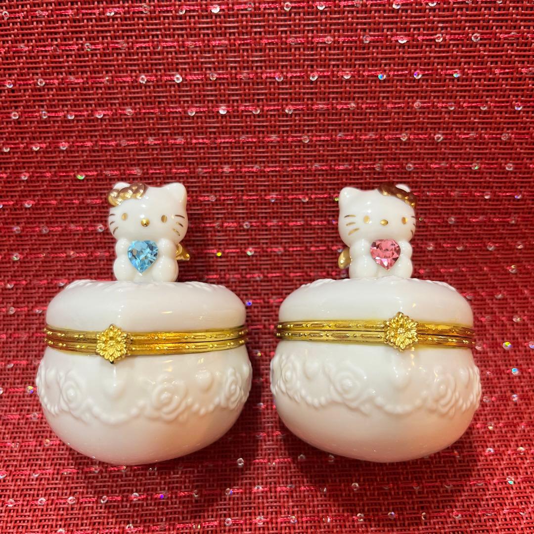 キティ＆ミミィ姉妹のジュエリーケース