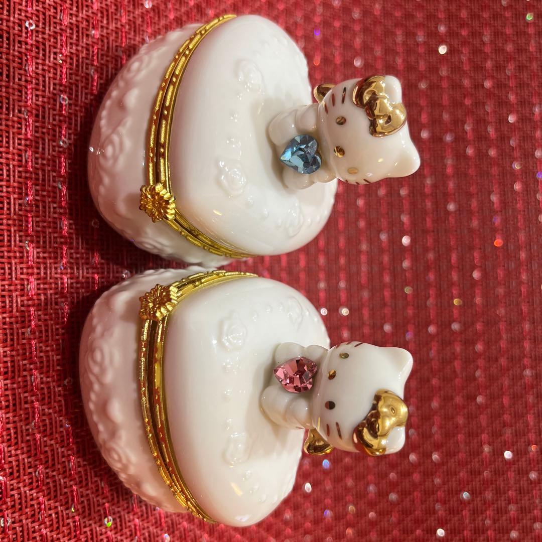 キティ＆ミミィ姉妹のジュエリーケース