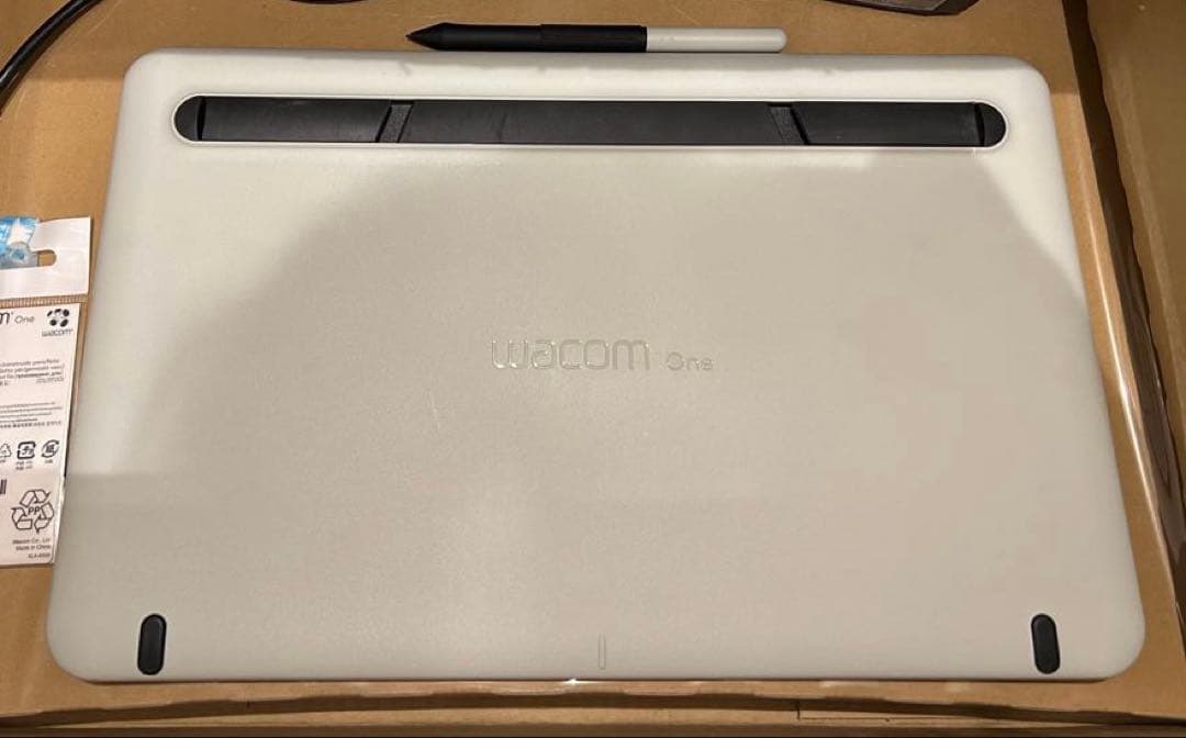wacome one 13.3インチ (箱あり)