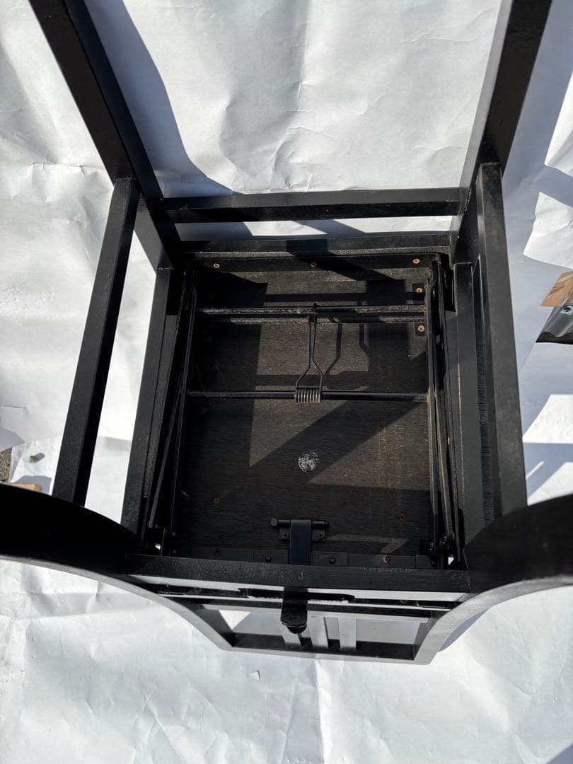 YAMAHA 背もたれ付ピアノ椅子　比較的きれい　足部フェルト付き