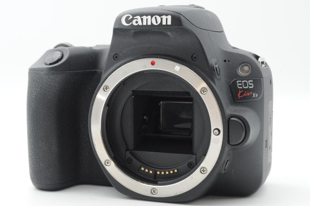 ◆新品クラス①◆冬SALE◆ Canon EOS Kiss x9 ダブルレンズ