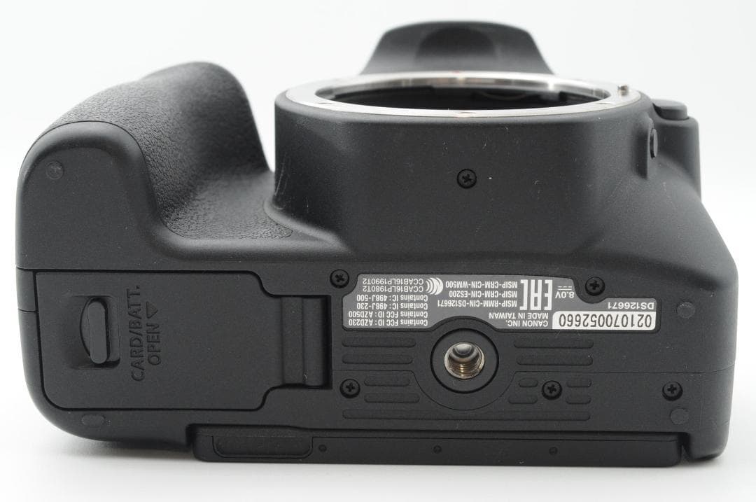 ◆新品クラス①◆冬SALE◆ Canon EOS Kiss x9 ダブルレンズ