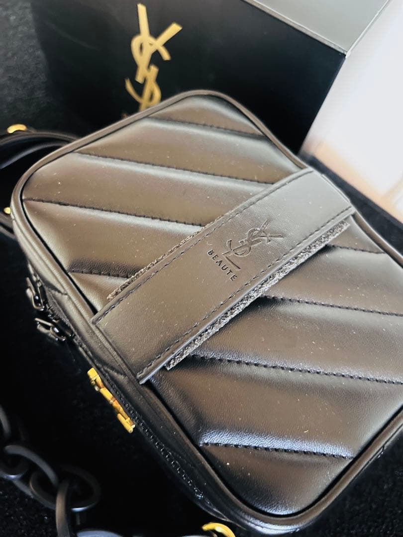 【新品】非売品 Yves Saint Laurent ブラックショルダーバッグ