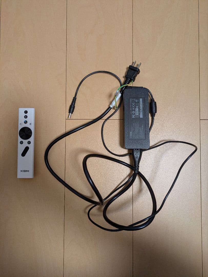完動品　XGIMI HALO プロジェクター