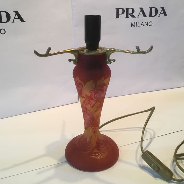 エミール・ガレ 復刻版 新品 ルーマニア カメオ彫 ランプ ライトスタンド 希少