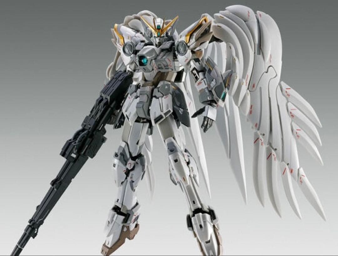 新品未開封 ウイングガンダムゼロ クロークドカスタム