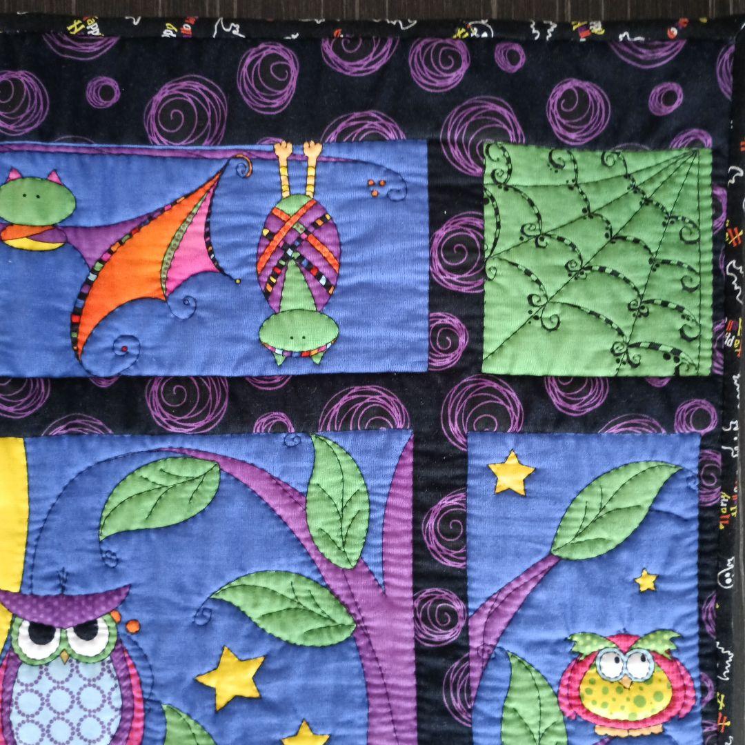 Halloweenパネル生地のパッチワークキルティングタペストリー　ハンドメイド
