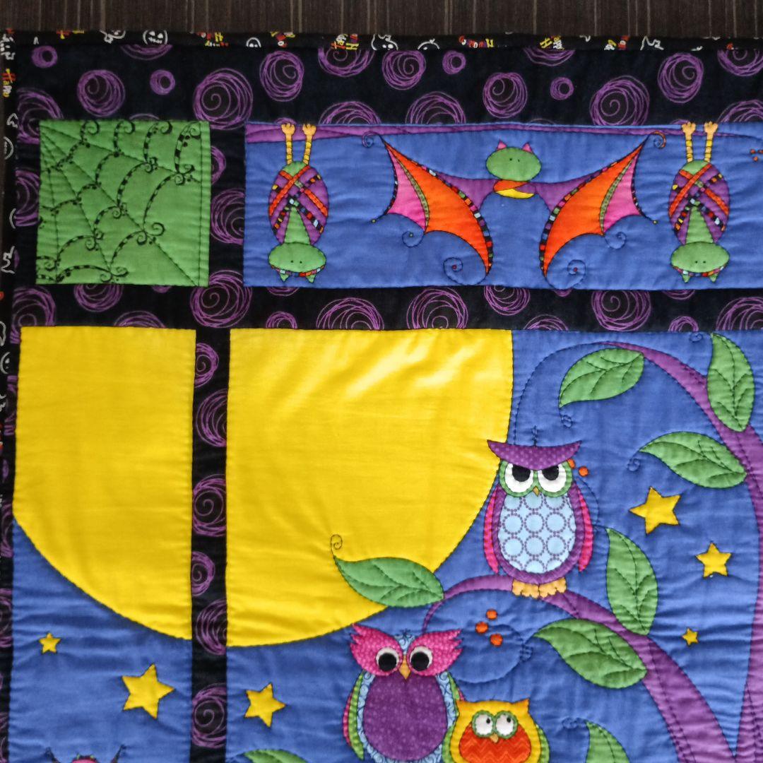 Halloweenパネル生地のパッチワークキルティングタペストリー　ハンドメイド