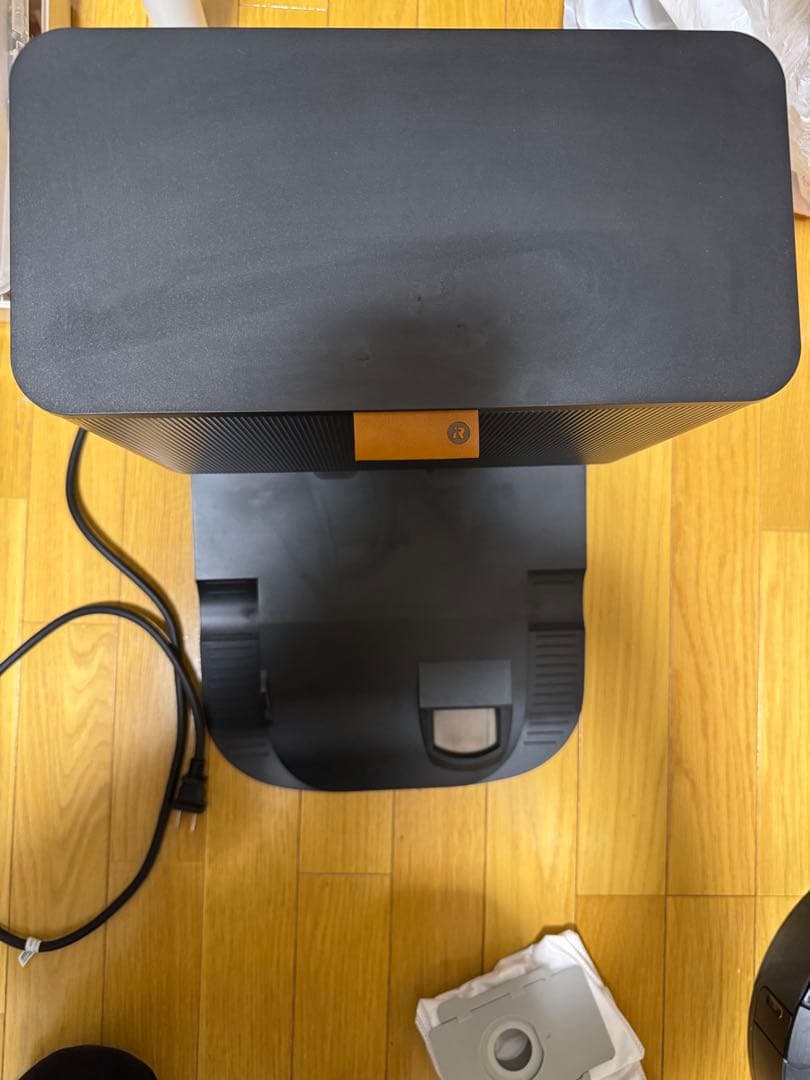 iRobot Roomba j7+ ロボット掃除機
