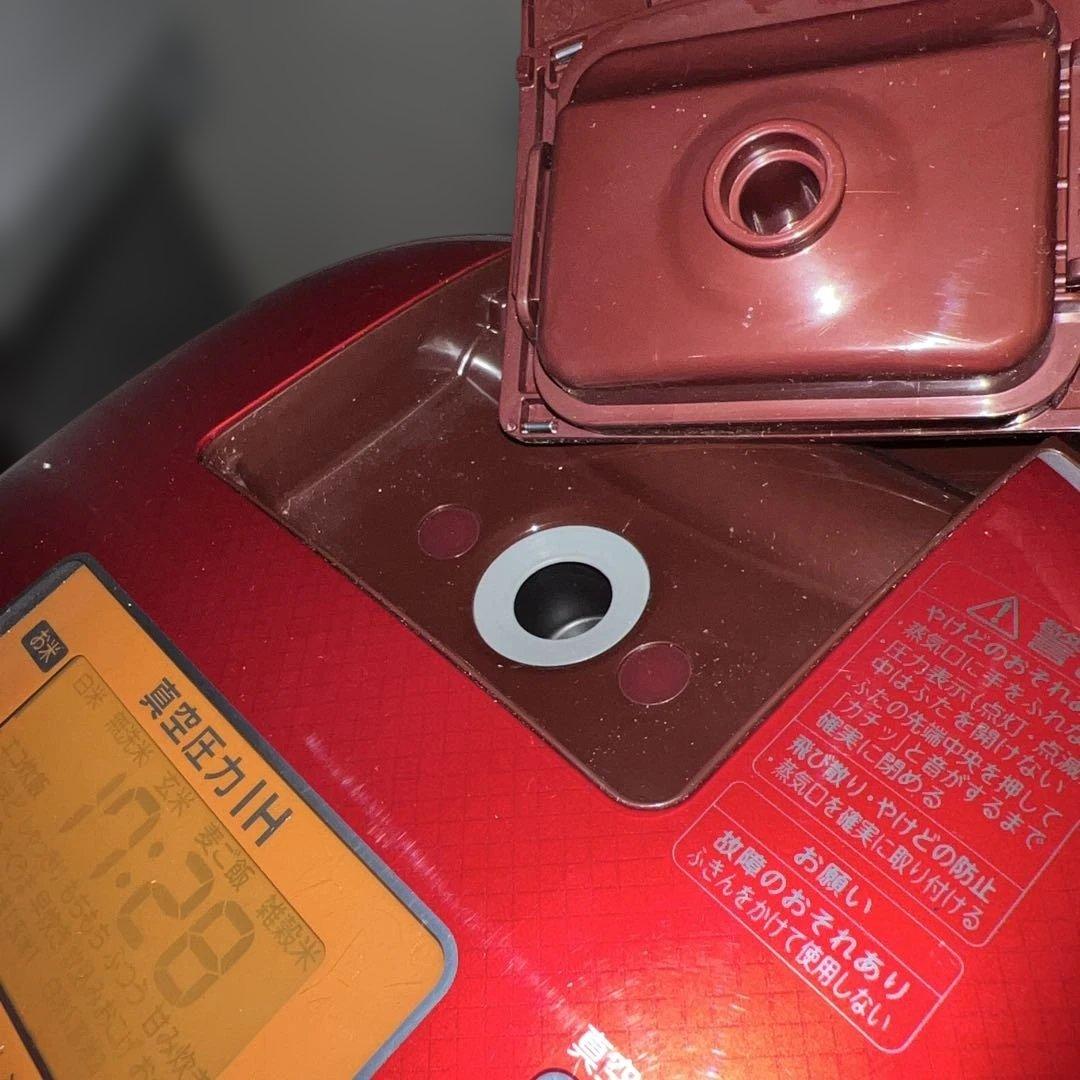 ⭐︎美品TOSHIBA 真空IH炊飯器 RC-10VSM 銅釜付き レッド