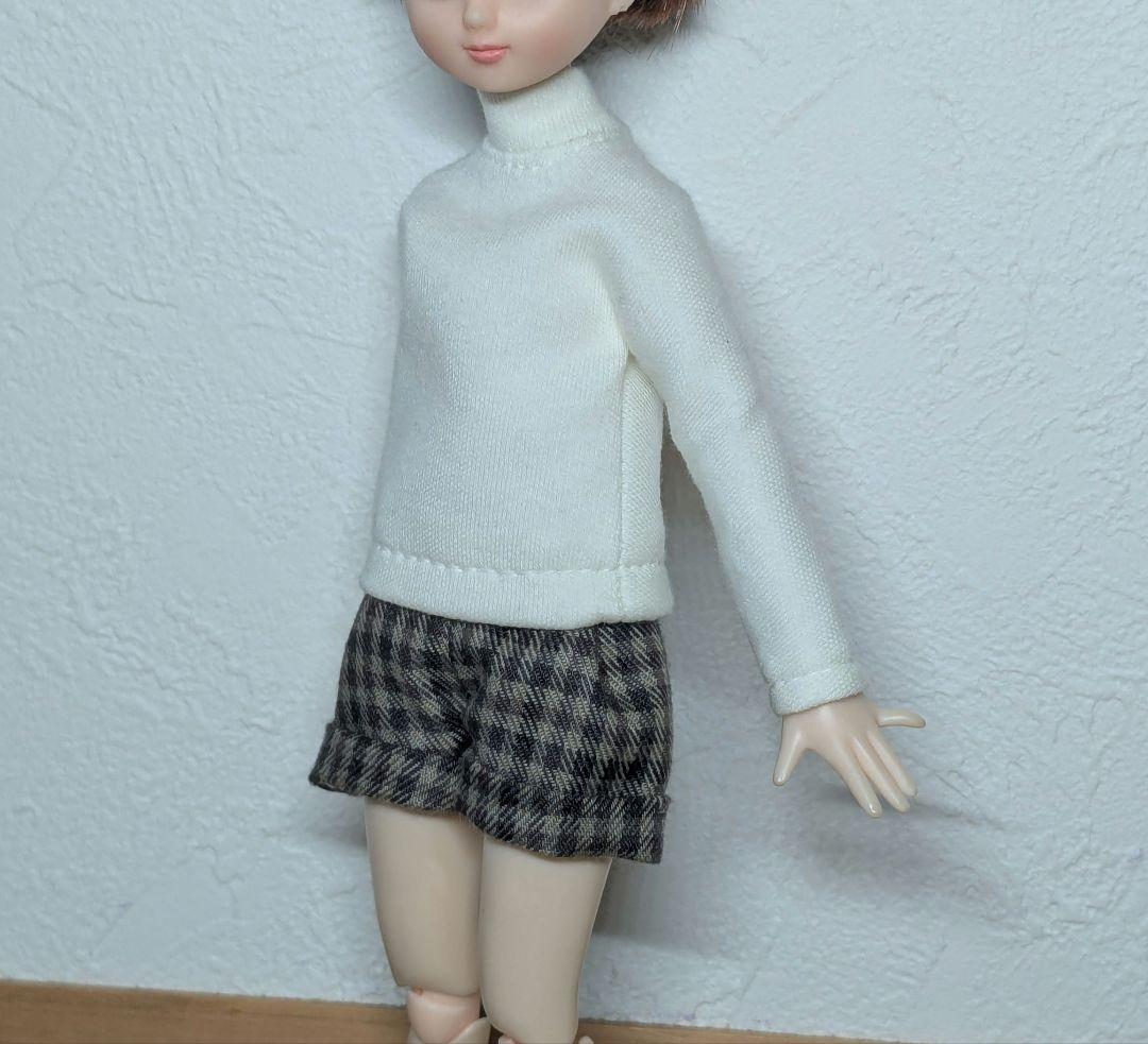 22㌢ドールサイズ服 【C380 タートルネック-長袖ホワイト】