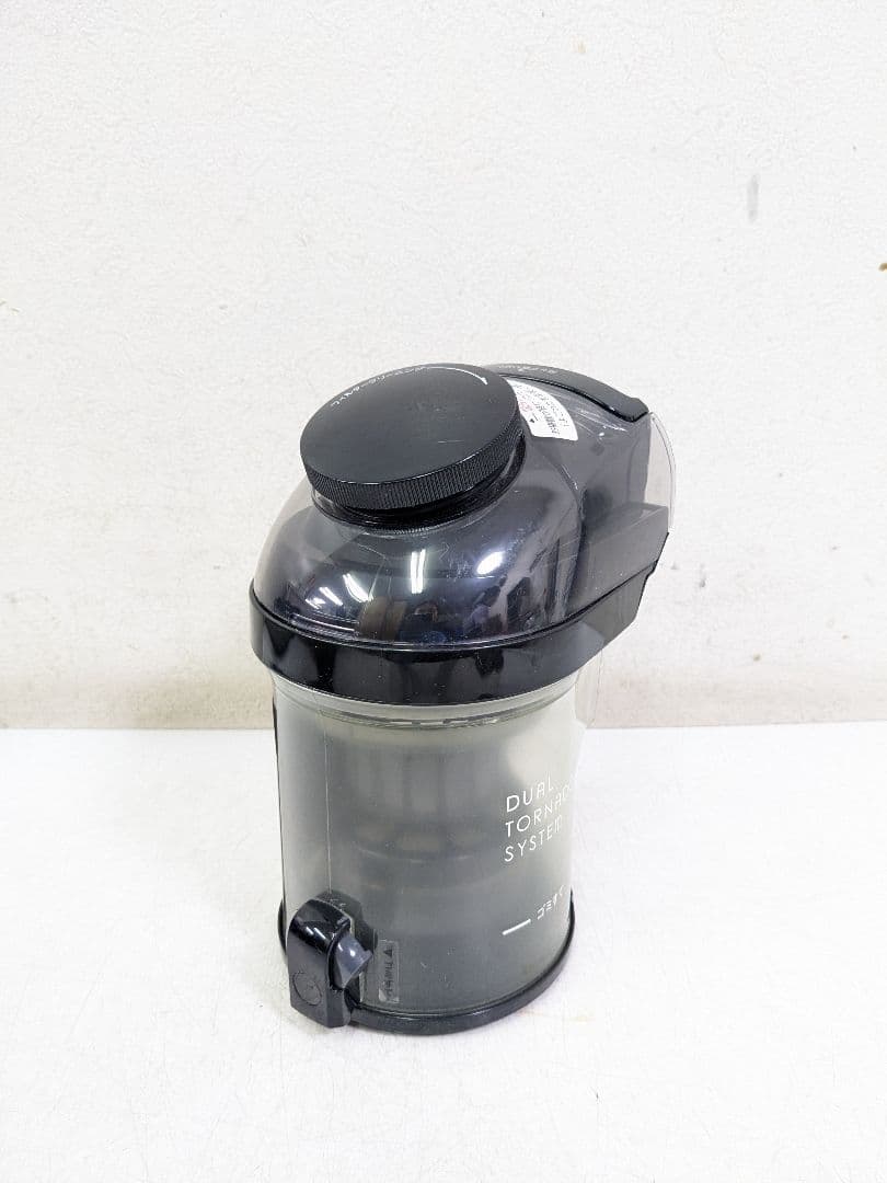 TOSHIBA 東芝 VC-J13-R サイクロン式掃除機 2014年製