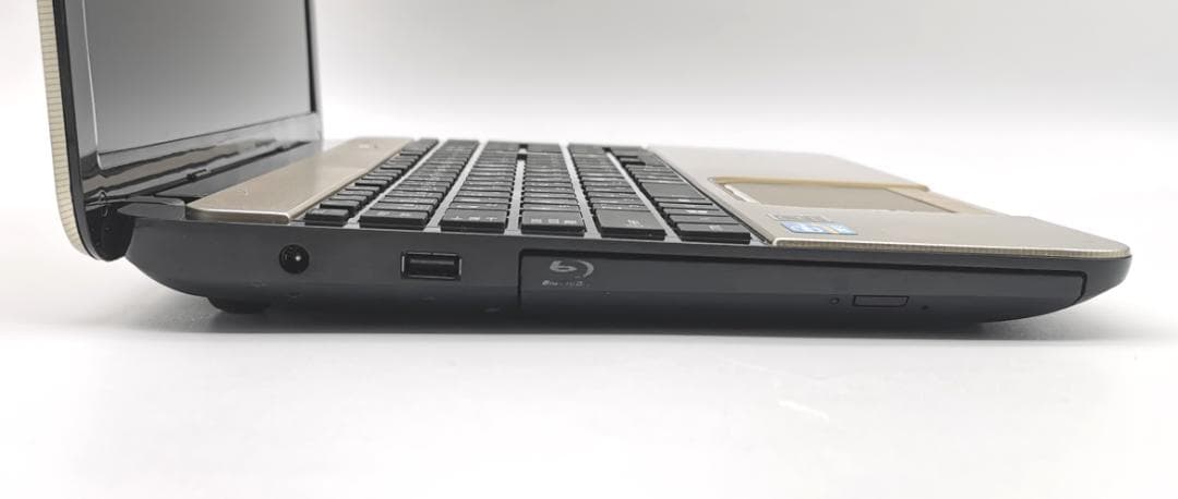 Core i7！Windows11/Office/AI搭載ノートパソコン N22