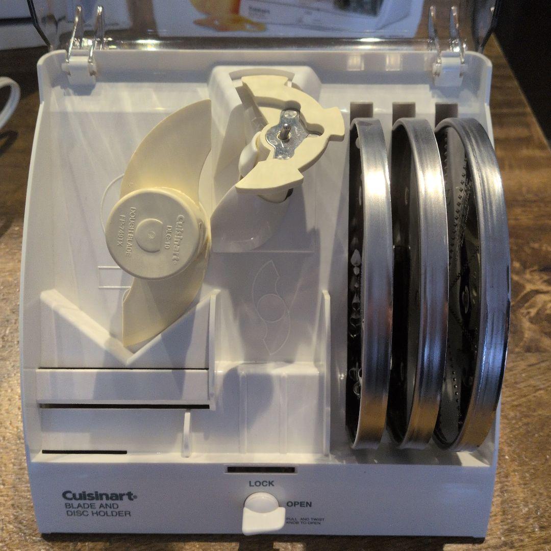 クイジナート フードプロセッサー DLC-10S、ブレードディスクホルダー